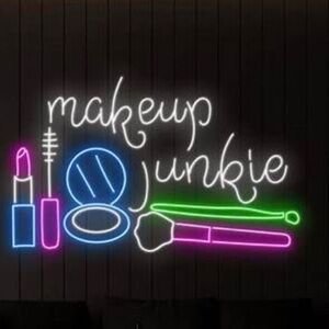 Makeup! Eye shadow, Mascara, Elizabeth Arden…